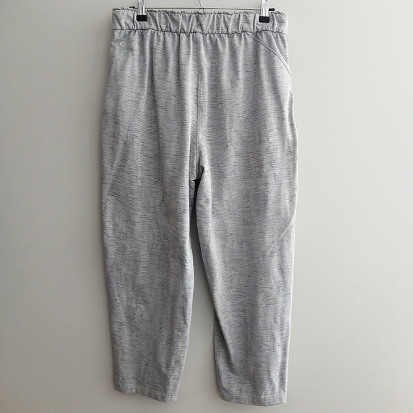 Lululemon Keep Moving Pants 7/8 25" High-Rise Jacquard Silver Drop Vapor Size 10 - Picture 2 of 15
